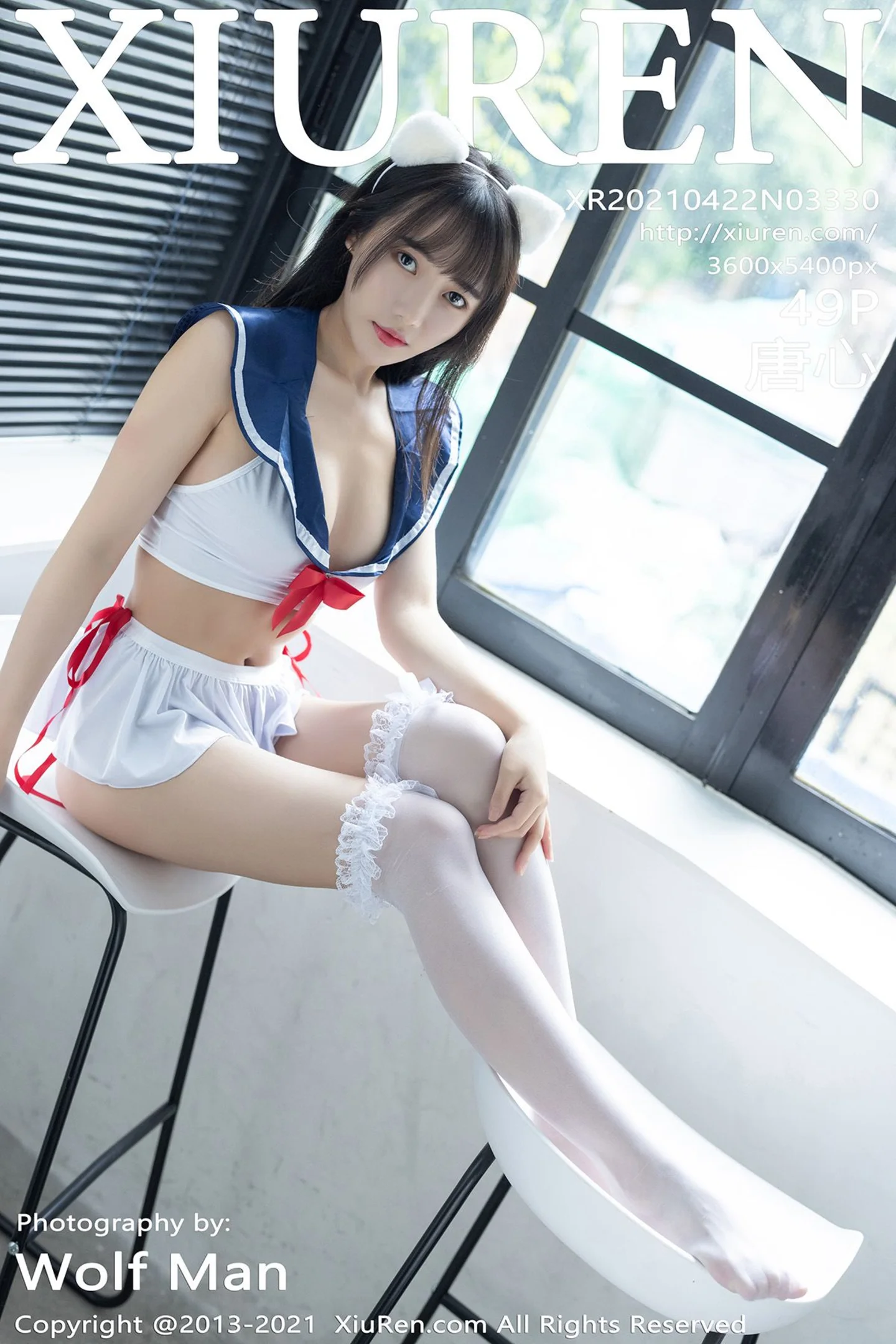 [XiuRen秀人网]VOL.3330 嫩模唐心私房性感美少女服饰配白丝腿袜秀白嫩翘臀迷人诱惑写真49P-秀人网官方网站